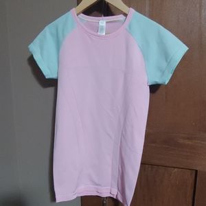 Ivivva Pink/Mint Short Sleeve Medium (8-10)